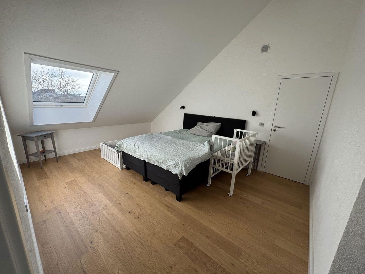 Prenájom domu 226 m², pozemek 540 m², Renningen, Bádensko-Wurttembersko Prenájom domu 226 m², pozemek 540 m², Renningen, Bádensko-Wurttembersko