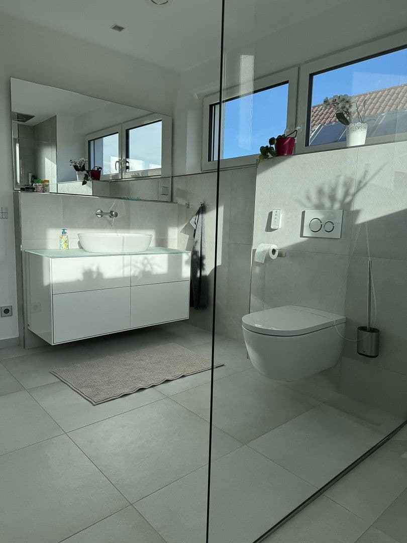 Prenájom domu 226 m², pozemek 540 m², Renningen, Bádensko-Wurttembersko Prenájom domu 226 m², pozemek 540 m², Renningen, Bádensko-Wurttembersko