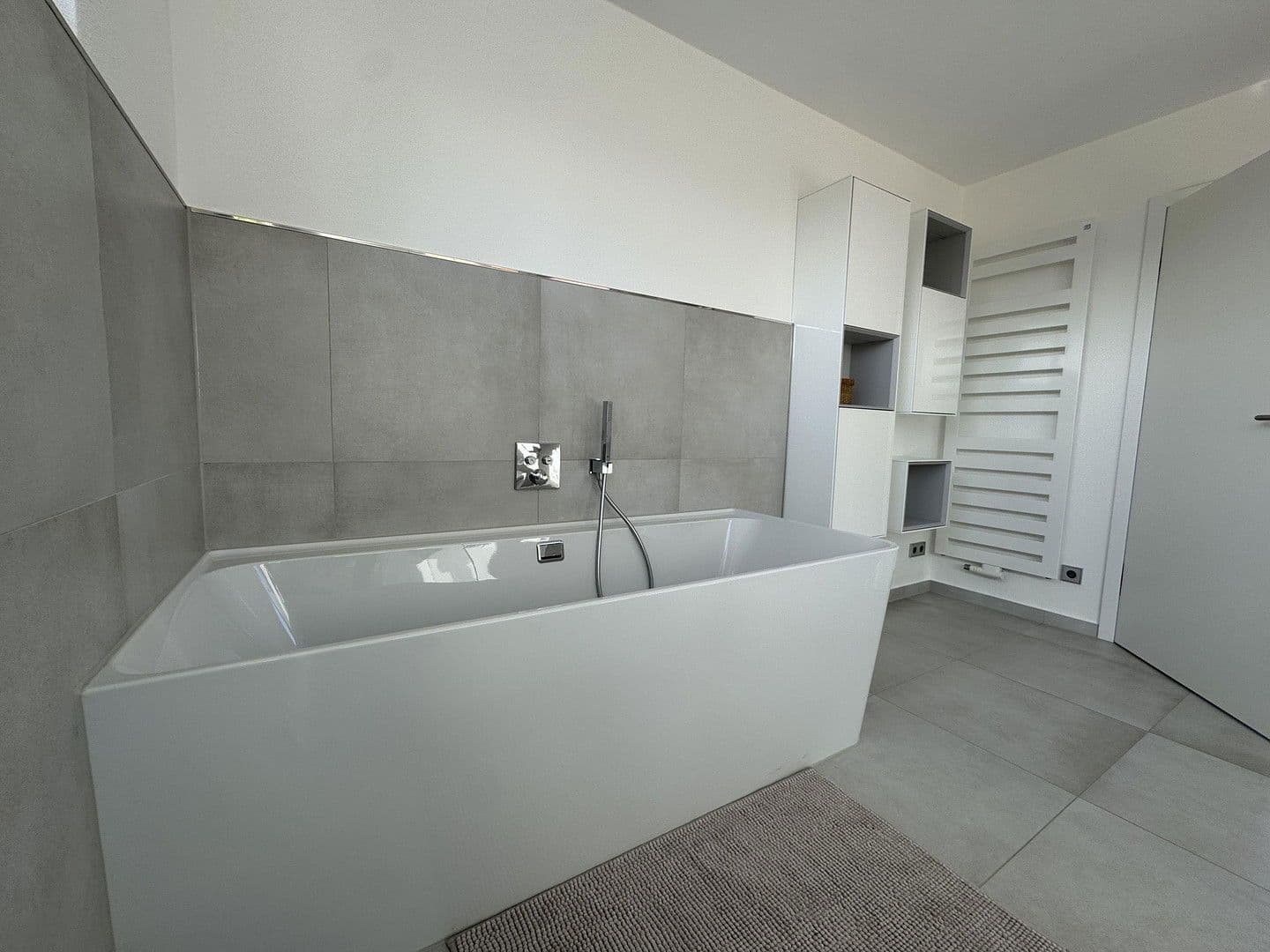 Prenájom domu 226 m², pozemek 540 m², Renningen, Bádensko-Wurttembersko Prenájom domu 226 m², pozemek 540 m², Renningen, Bádensko-Wurttembersko