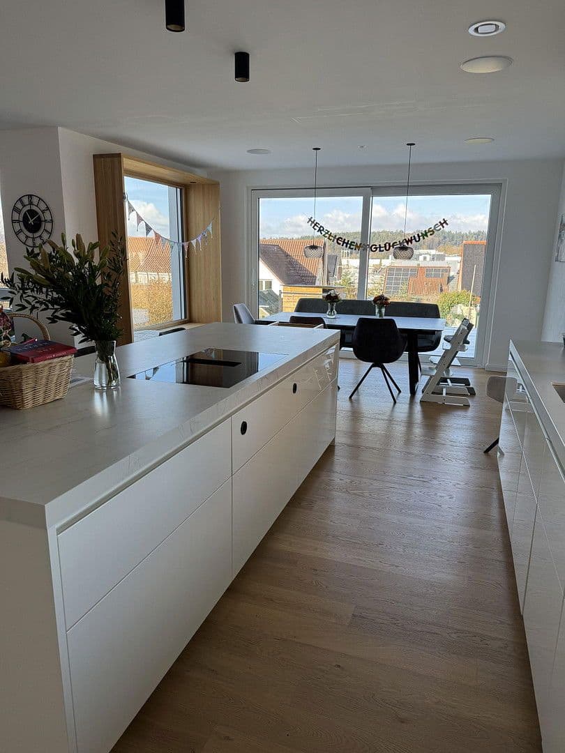 Prenájom domu 226 m², pozemek 540 m², Renningen, Bádensko-Wurttembersko Prenájom domu 226 m², pozemek 540 m², Renningen, Bádensko-Wurttembersko