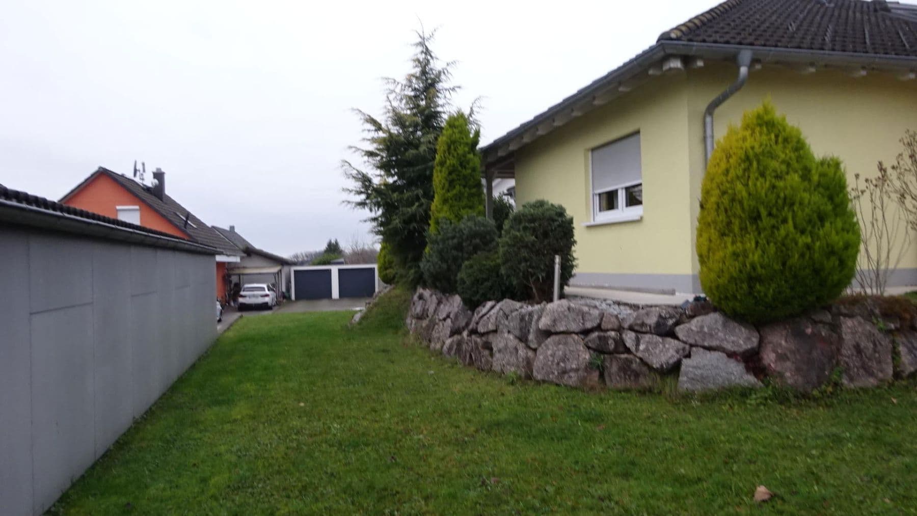 Predaj domu 112 m², pozemek 572 m², Bad Säckingen, Bádensko-Wurttembersko Predaj domu 112 m², pozemek 572 m², Bad Säckingen, Bádensko-Wurttembersko