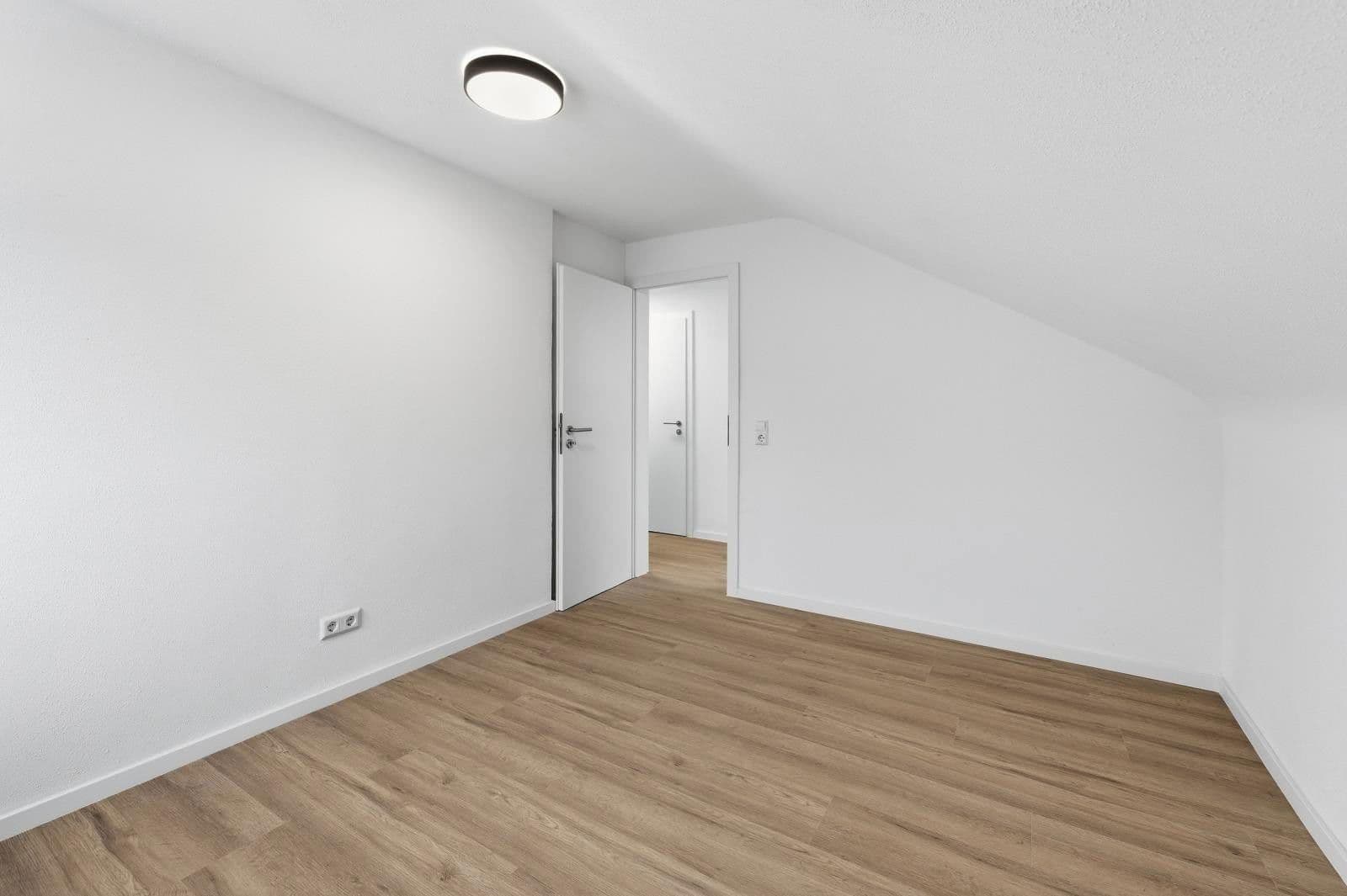 Predaj bytu 2-izbový 34 m², Nordbahnhofstraße, Stuttgart, Bádensko-Wurttembersko Predaj bytu 2-izbový 34 m², Nordbahnhofstraße, Stuttgart, Bádensko-Wurttembersko