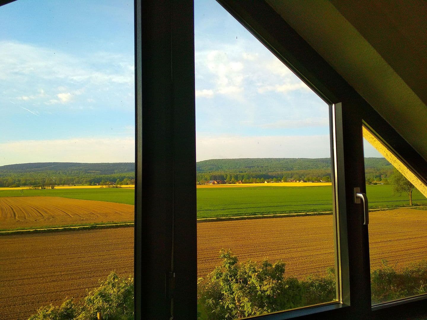 Predaj domu 244 m², pozemek 518 m², Wennigsen (Deister), Dolné Sasko Predaj domu 244 m², pozemek 518 m², Wennigsen (Deister), Dolné Sasko