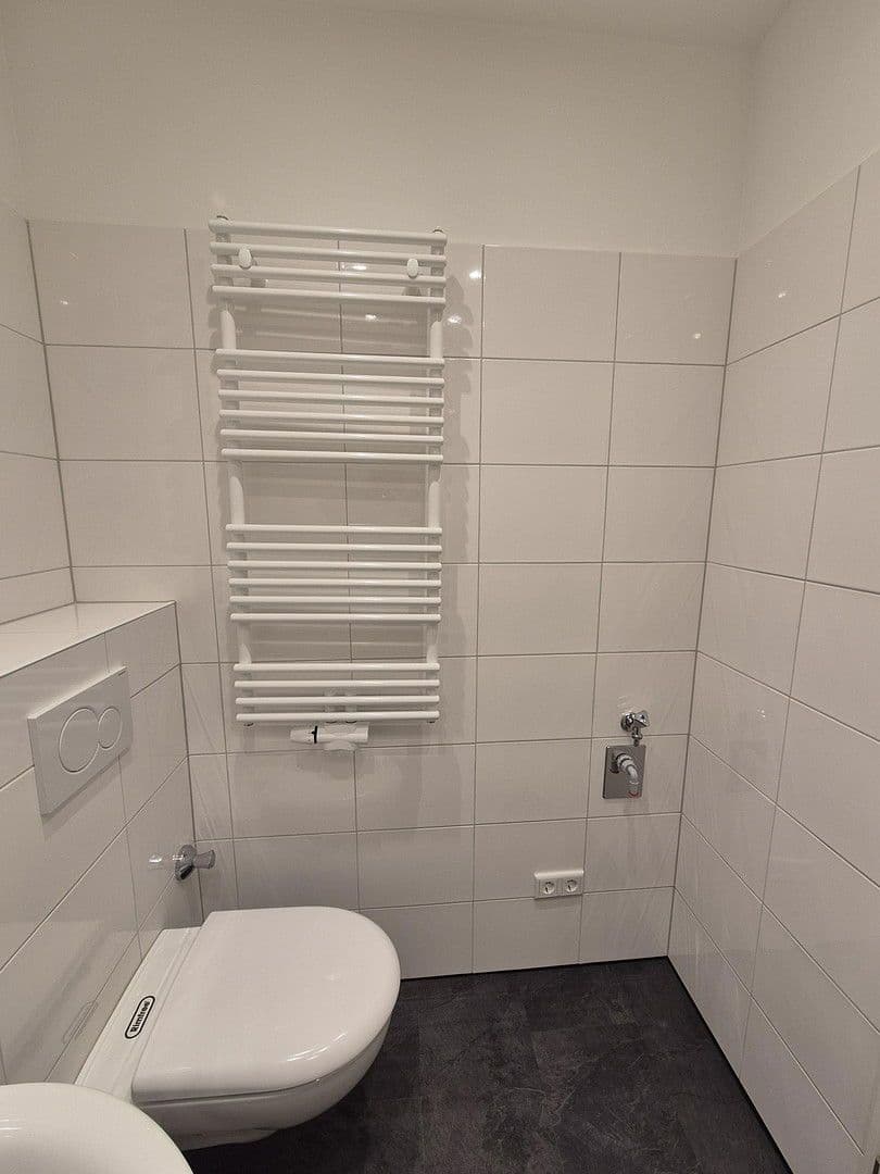 Prenájom bytu 1-izbový 30 m², Düsseldorf, Severné Porýnie - Westfálsko Prenájom bytu 1-izbový 30 m², Düsseldorf, Severné Porýnie - Westfálsko