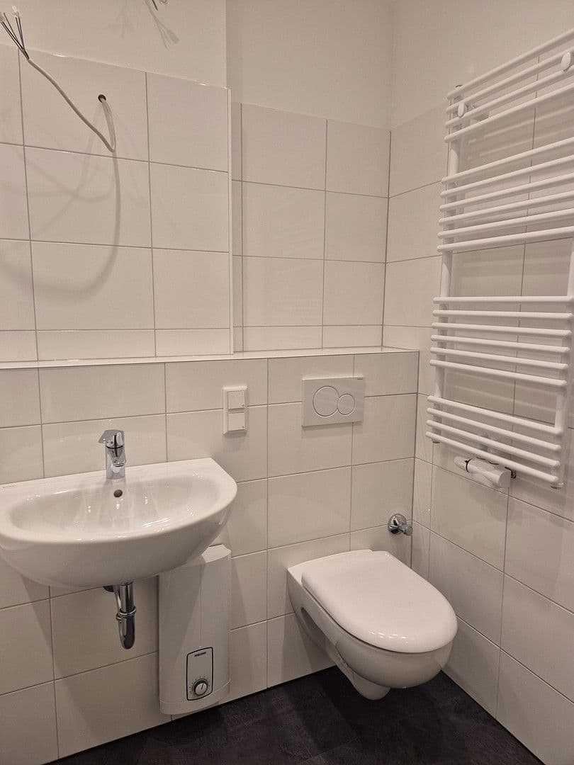 Prenájom bytu 1-izbový 30 m², Düsseldorf, Severné Porýnie - Westfálsko Prenájom bytu 1-izbový 30 m², Düsseldorf, Severné Porýnie - Westfálsko