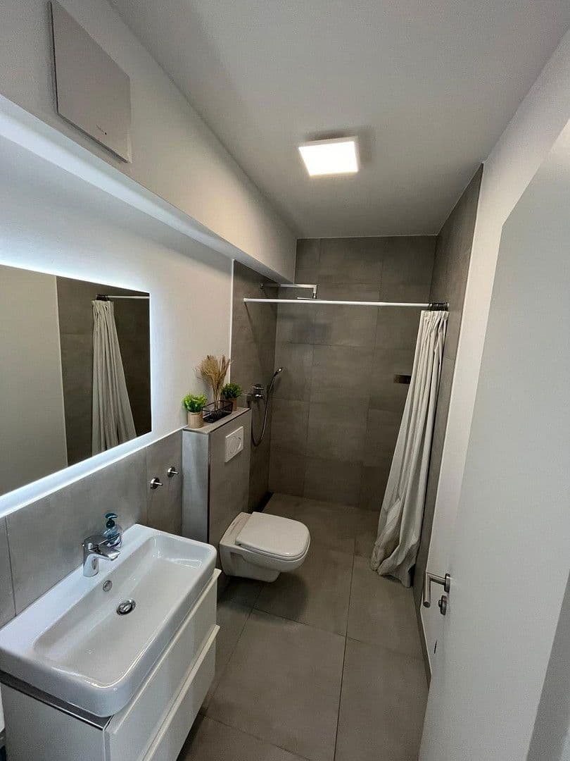 Prenájom bytu 3-izbový 55 m², Windhagen, Porýnie-Falcko Prenájom bytu 3-izbový 55 m², Windhagen, Porýnie-Falcko