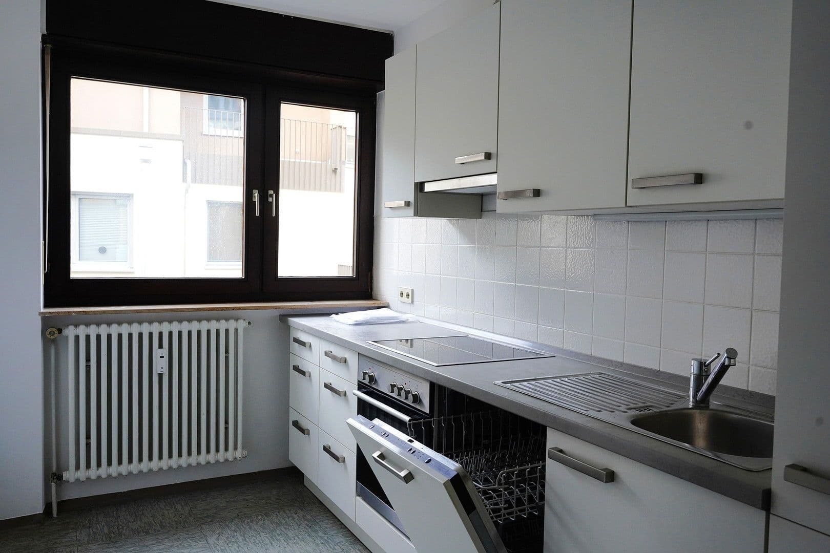 Predaj bytu 3-izbový 97 m², Kastellweg, Heidelberg, Bádensko-Wurttembersko Predaj bytu 3-izbový 97 m², Kastellweg, Heidelberg, Bádensko-Wurttembersko