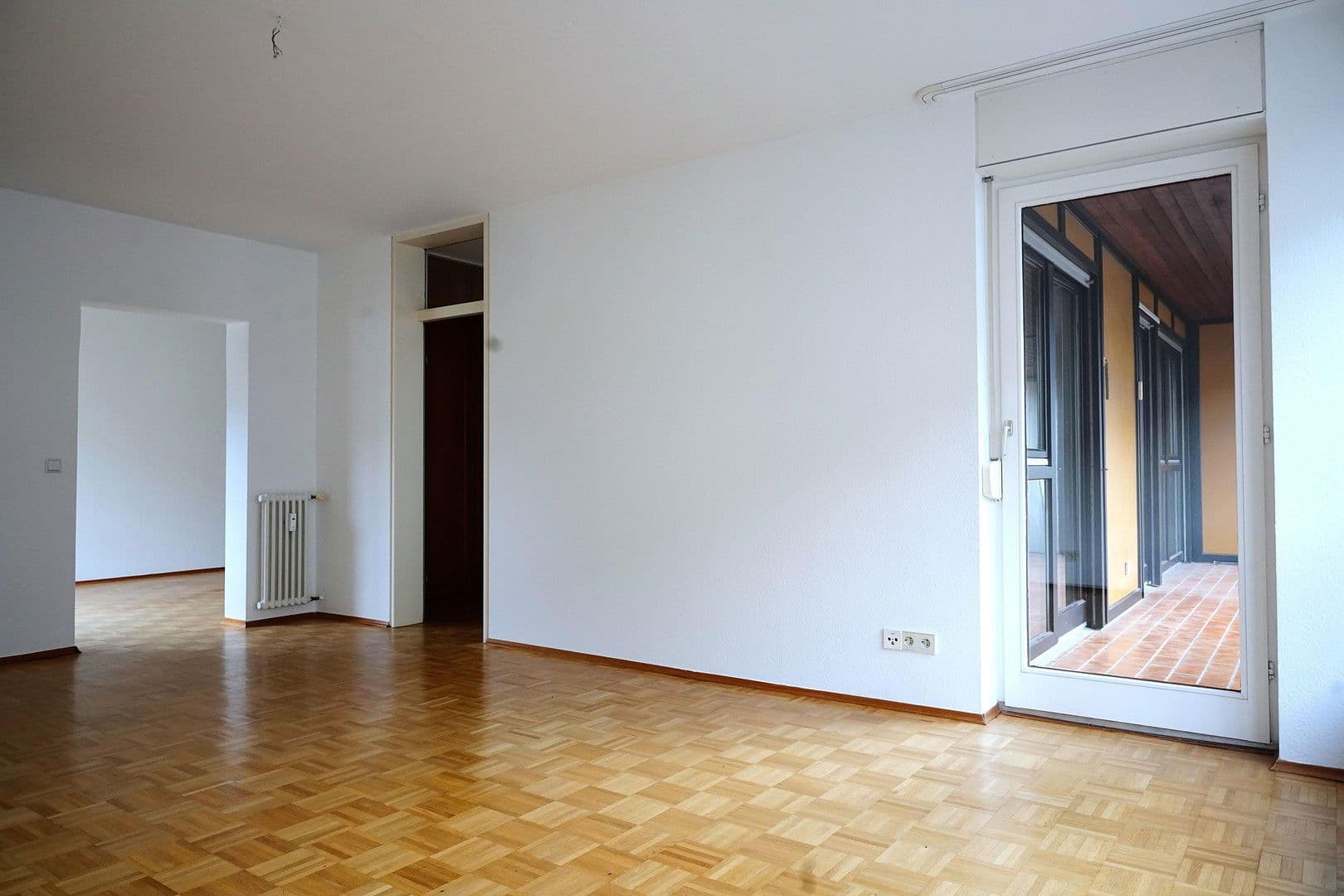 Predaj bytu 3-izbový 97 m², Kastellweg, Heidelberg, Bádensko-Wurttembersko Predaj bytu 3-izbový 97 m², Kastellweg, Heidelberg, Bádensko-Wurttembersko