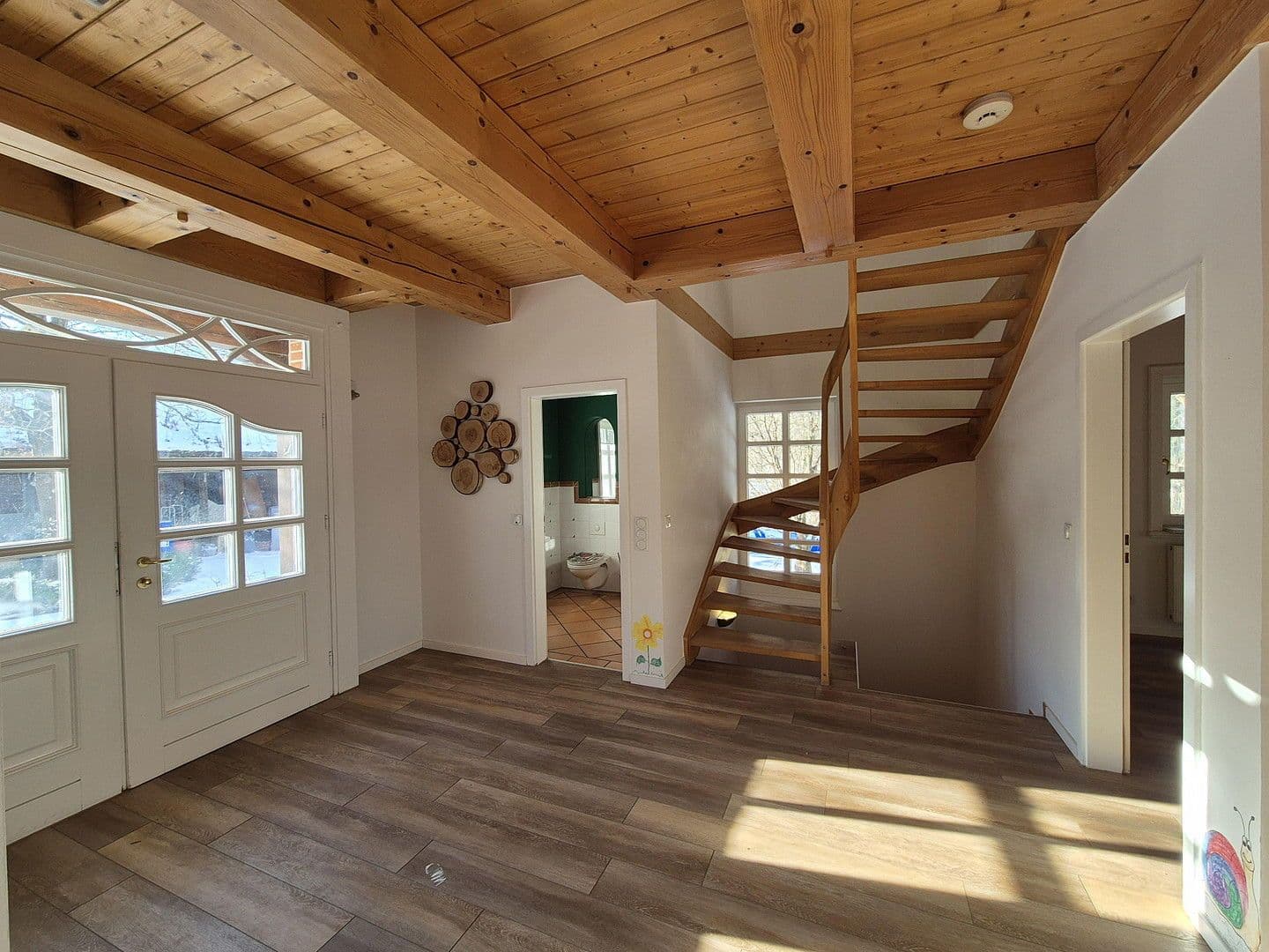 Predaj domu 285 m², pozemek 32.000 m², Dobin am See, Meklenbursko-Predpomoransko Predaj domu 285 m², pozemek 32.000 m², Dobin am See, Meklenbursko-Predpomoransko