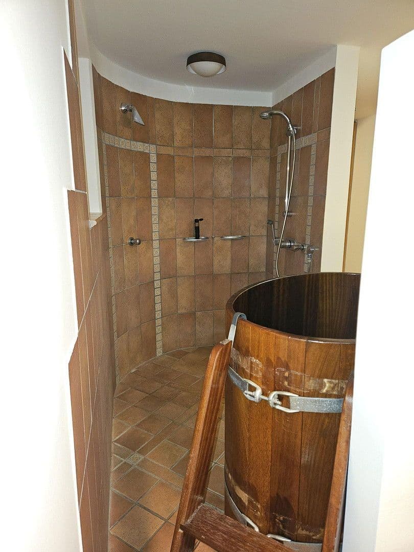 Predaj domu 285 m², pozemek 32.000 m², Dobin am See, Meklenbursko-Predpomoransko Predaj domu 285 m², pozemek 32.000 m², Dobin am See, Meklenbursko-Predpomoransko