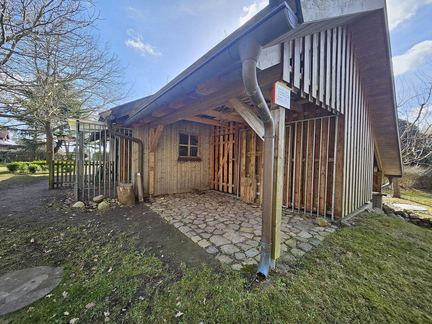 Predaj domu 285 m², pozemok 3.680 m², Ringstraße 8b, Dobin am See, Meklenbursko-Predpomoransko Predaj domu 285 m², pozemok 3.680 m², Ringstraße 8b, Dobin am See, Meklenbursko-Predpomoransko