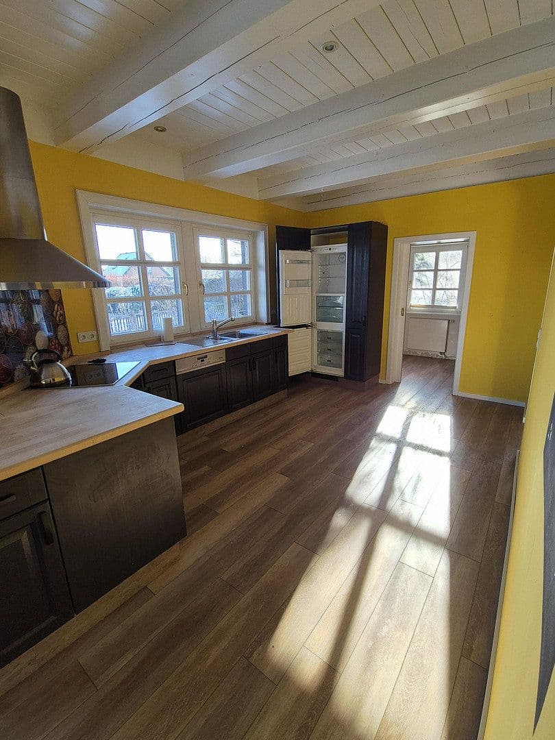 Predaj domu 285 m², pozemok 3.680 m², Ringstraße 8b, Dobin am See, Meklenbursko-Predpomoransko Predaj domu 285 m², pozemok 3.680 m², Ringstraße 8b, Dobin am See, Meklenbursko-Predpomoransko