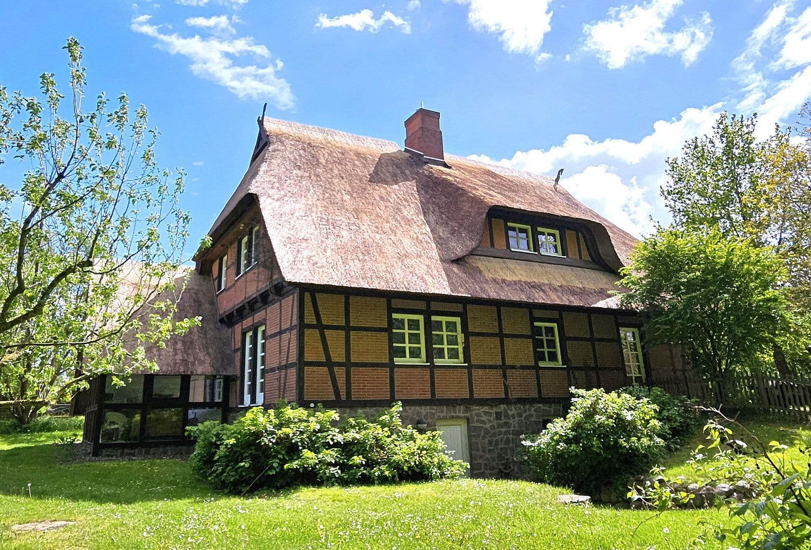 Predaj domu 285 m², pozemok 3.680 m², Ringstraße 8b, Dobin am See, Meklenbursko-Predpomoransko Predaj domu 285 m², pozemok 3.680 m², Ringstraße 8b, Dobin am See, Meklenbursko-Predpomoransko