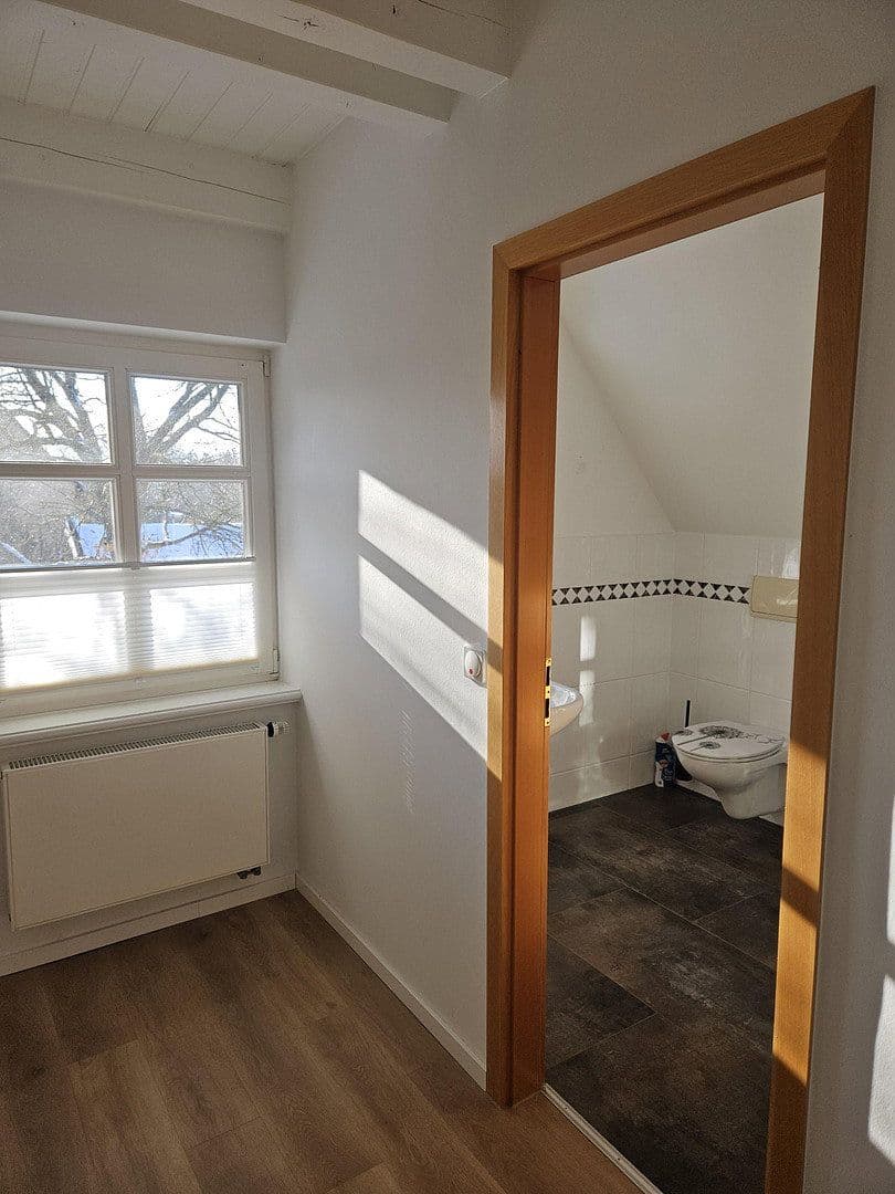 Predaj domu 285 m², pozemok 3.680 m², Ringstraße 8b, Dobin am See, Meklenbursko-Predpomoransko Predaj domu 285 m², pozemok 3.680 m², Ringstraße 8b, Dobin am See, Meklenbursko-Predpomoransko