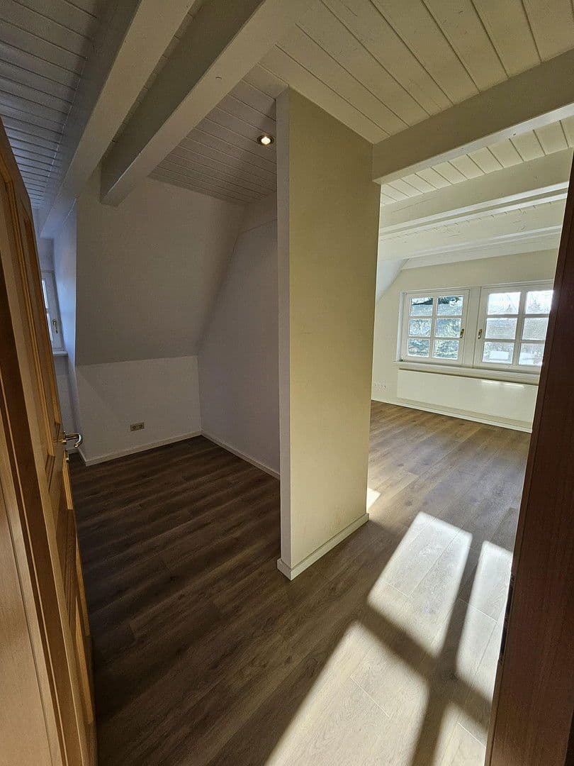 Predaj domu 285 m², pozemek 32.000 m², Dobin am See, Meklenbursko-Predpomoransko Predaj domu 285 m², pozemek 32.000 m², Dobin am See, Meklenbursko-Predpomoransko