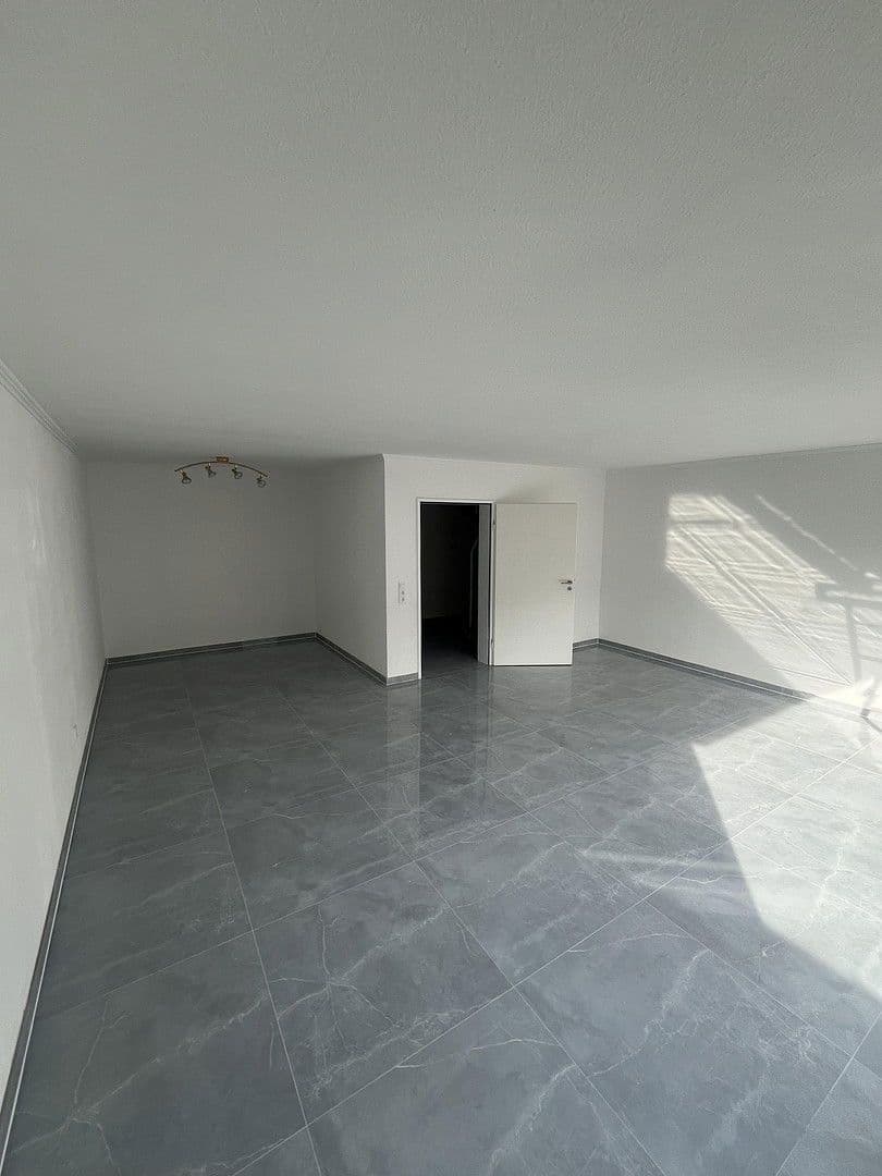 Predaj domu 146 m², pozemek 294 m², Delmenhorst, Dolné Sasko Predaj domu 146 m², pozemek 294 m², Delmenhorst, Dolné Sasko