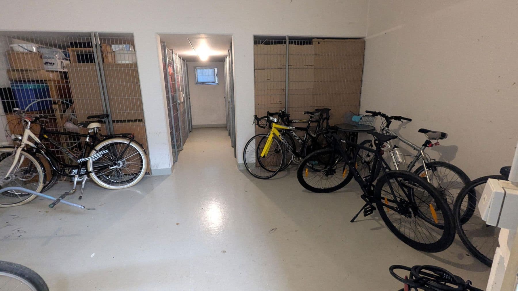 Prenájom bytu 1-izbový 31 m², Müllheim im Markgräflerland, Bádensko-Wurttembersko Prenájom bytu 1-izbový 31 m², Müllheim im Markgräflerland, Bádensko-Wurttembersko