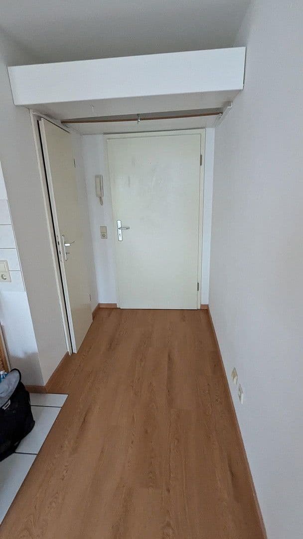 Prenájom bytu 1-izbový 31 m², Müllheim im Markgräflerland, Bádensko-Wurttembersko Prenájom bytu 1-izbový 31 m², Müllheim im Markgräflerland, Bádensko-Wurttembersko