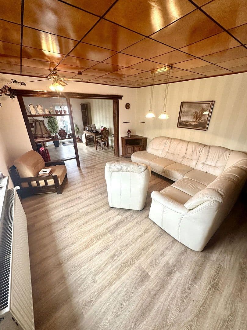 Predaj domu 284 m², pozemek 550 m², Drei Gleichen, Durínsko Predaj domu 284 m², pozemek 550 m², Drei Gleichen, Durínsko