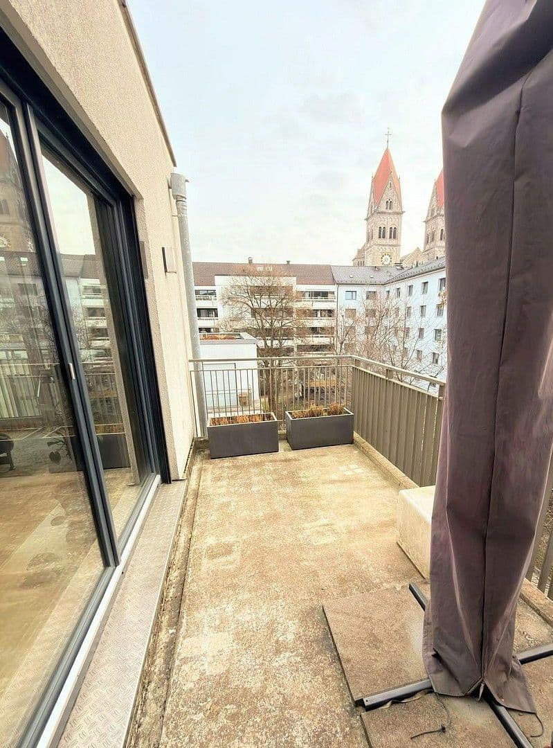 Predaj bytu 3-izbový 79 m², München, Bavorsko Predaj bytu 3-izbový 79 m², München, Bavorsko