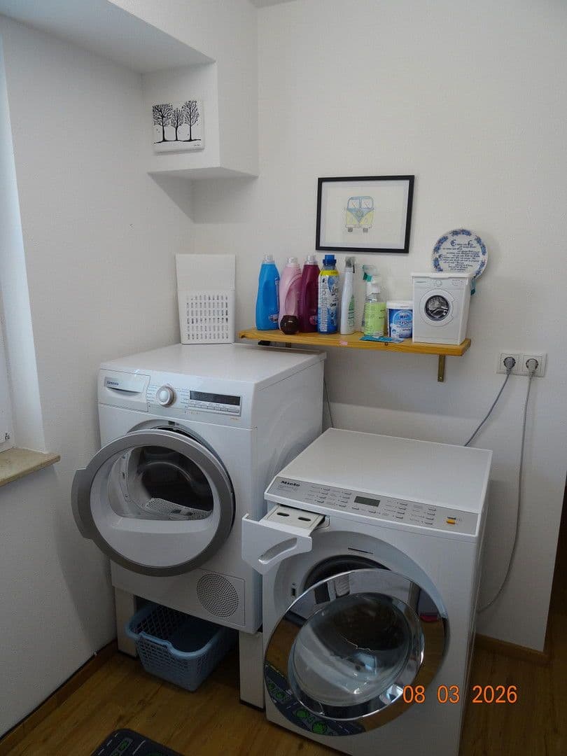 Predaj domu 193 m², pozemek 886 m², Elfershausen, Bavorsko Predaj domu 193 m², pozemek 886 m², Elfershausen, Bavorsko