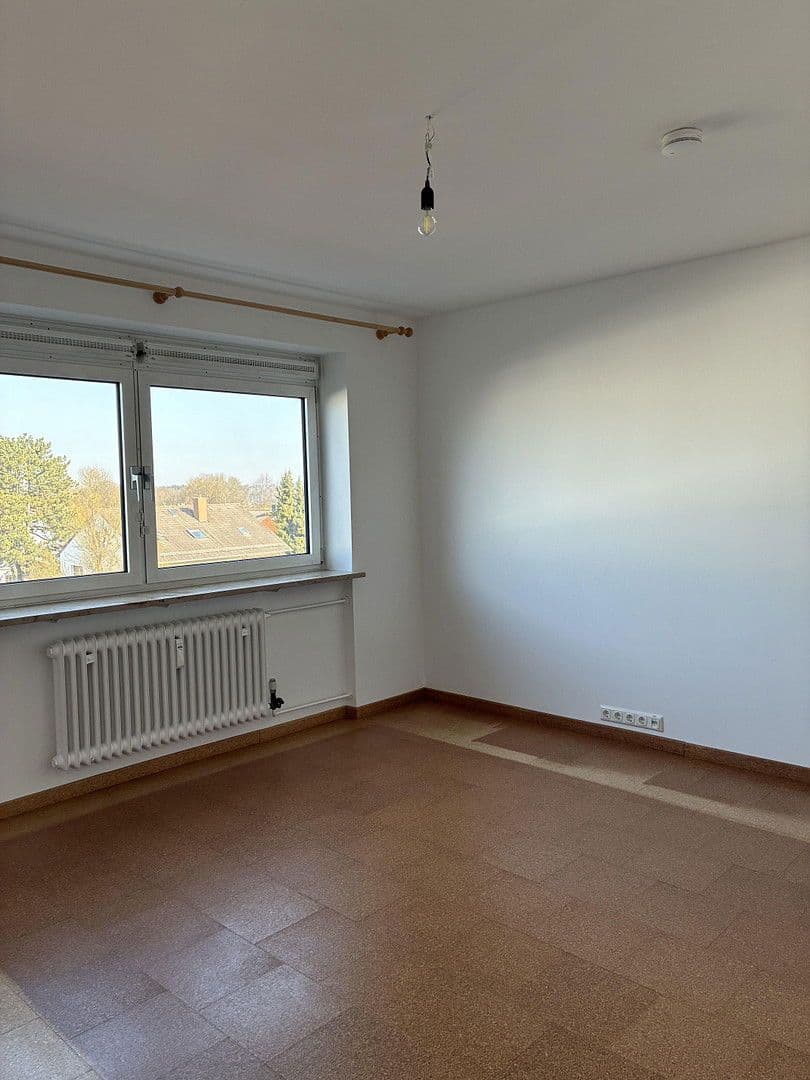 Prenájom bytu 2-izbový 61 m², Münchener Str. 10, Germering, Bavorsko Prenájom bytu 2-izbový 61 m², Münchener Str. 10, Germering, Bavorsko