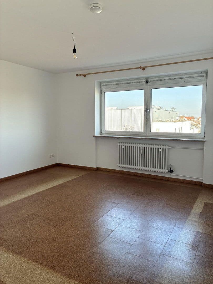 Prenájom bytu 2-izbový 61 m², Münchener Str. 10, Germering, Bavorsko Prenájom bytu 2-izbový 61 m², Münchener Str. 10, Germering, Bavorsko