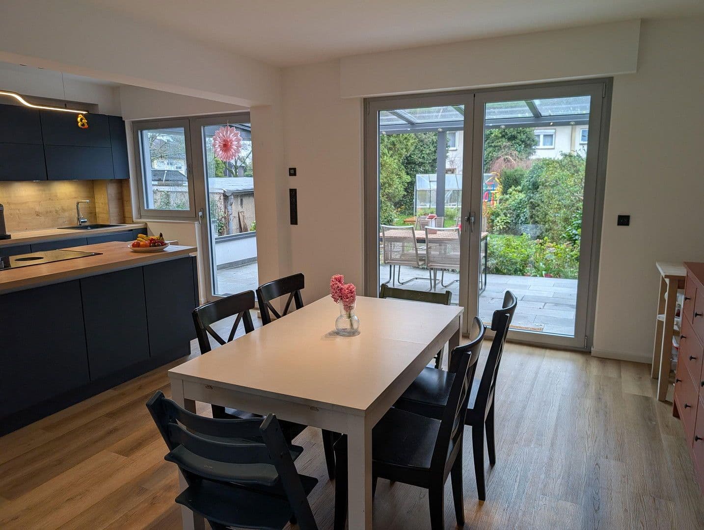 Predaj domu 123 m², pozemek 574 m², Oberhausen, Severné Porýnie - Westfálsko Predaj domu 123 m², pozemek 574 m², Oberhausen, Severné Porýnie - Westfálsko