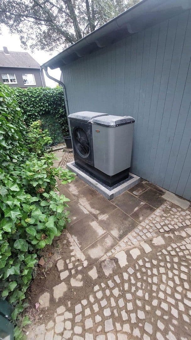 Predaj domu 123 m², pozemek 574 m², Oberhausen, Severné Porýnie - Westfálsko Predaj domu 123 m², pozemek 574 m², Oberhausen, Severné Porýnie - Westfálsko