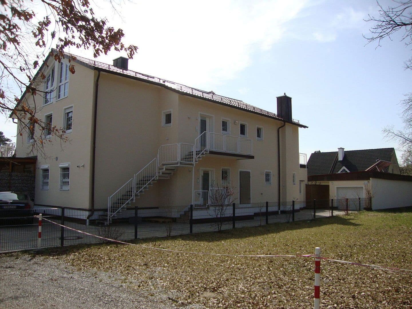 Predaj domu 600 m², pozemek 1.598 m², Fürstenfeldbruck, Bavorsko Predaj domu 600 m², pozemek 1.598 m², Fürstenfeldbruck, Bavorsko