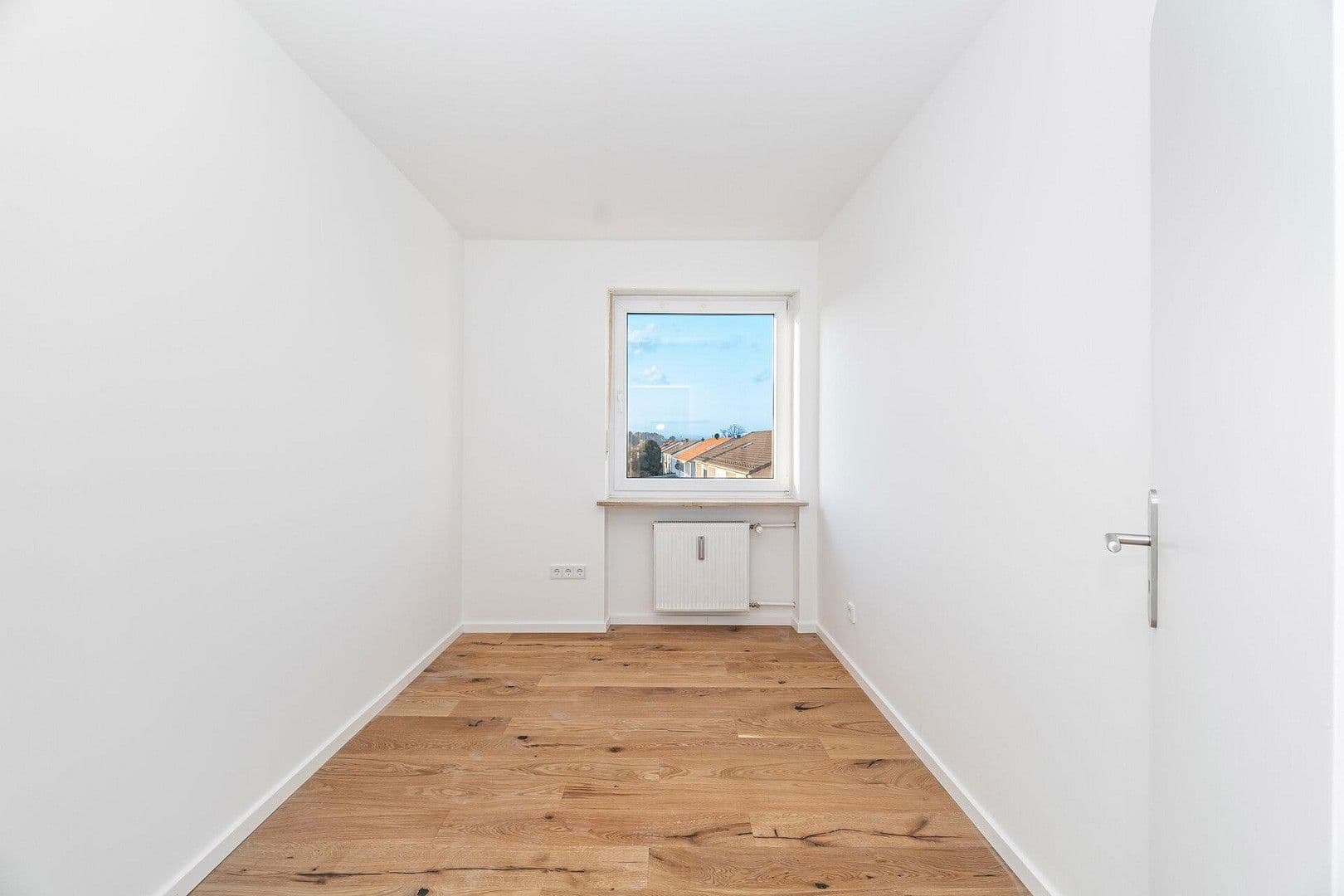 Predaj bytu 4-izbový 90 m², Steinbergstr 39, Germering, Bavorsko Predaj bytu 4-izbový 90 m², Steinbergstr 39, Germering, Bavorsko