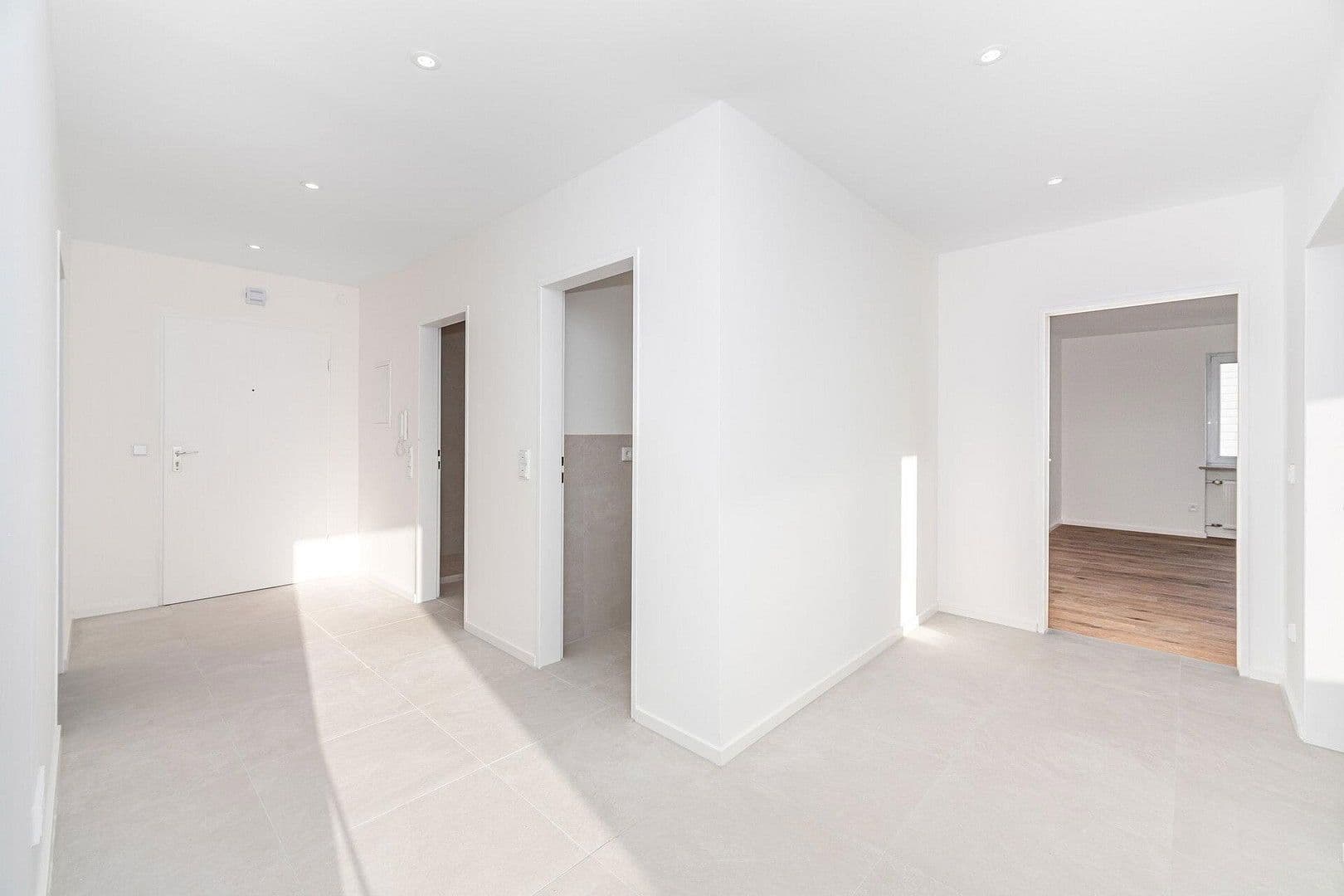 Predaj bytu 4-izbový 90 m², Steinbergstr 39, Germering, Bavorsko Predaj bytu 4-izbový 90 m², Steinbergstr 39, Germering, Bavorsko