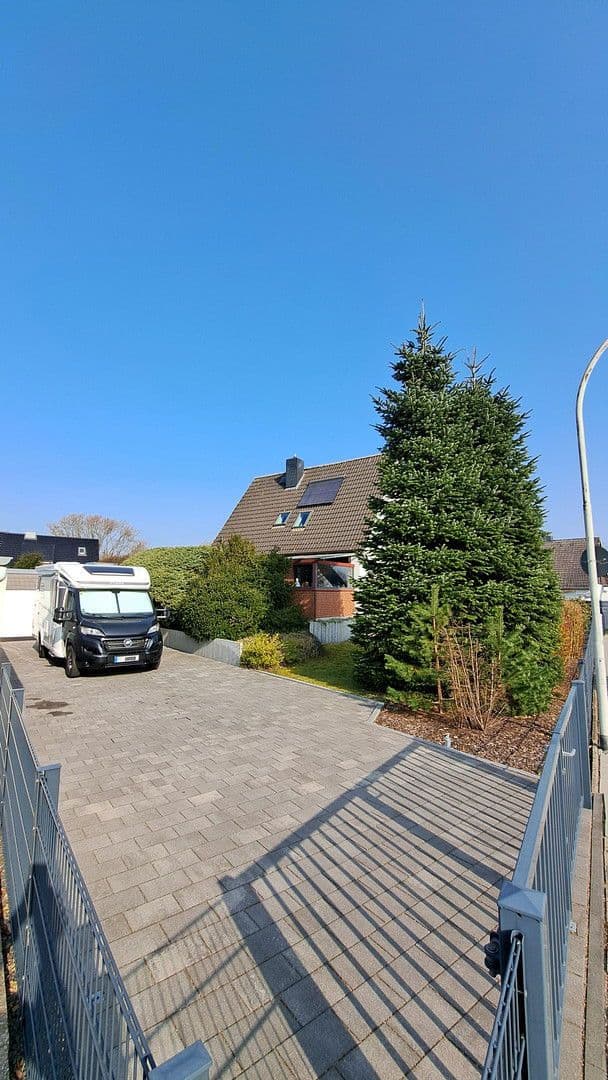 Predaj domu 96 m², pozemek 1.010 m², Uetersen, Šlezvicko-Holštajnsko Predaj domu 96 m², pozemek 1.010 m², Uetersen, Šlezvicko-Holštajnsko