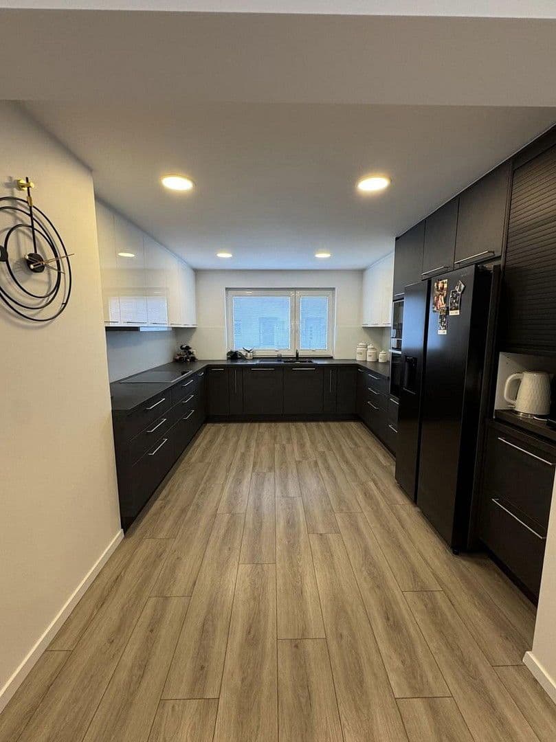 Predaj domu 115 m², pozemek 395 m², Forlenweg 16, Rastatt, Bádensko-Wurttembersko Predaj domu 115 m², pozemek 395 m², Forlenweg 16, Rastatt, Bádensko-Wurttembersko