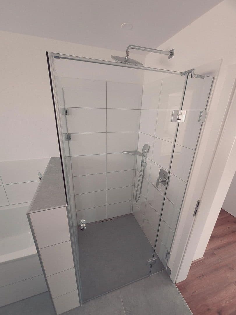 Prenájom bytu 3-izbový 68 m², Baar-Ebenhausen, Bavorsko Prenájom bytu 3-izbový 68 m², Baar-Ebenhausen, Bavorsko