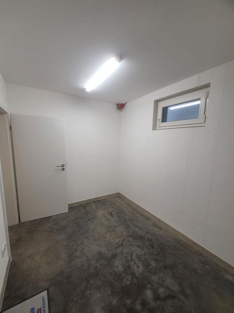 Prenájom bytu 3-izbový 68 m², Baar-Ebenhausen, Bavorsko Prenájom bytu 3-izbový 68 m², Baar-Ebenhausen, Bavorsko