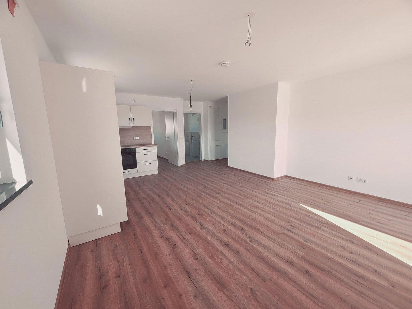 Prenájom bytu 3-izbový 68 m², Baar-Ebenhausen, Bavorsko Prenájom bytu 3-izbový 68 m², Baar-Ebenhausen, Bavorsko