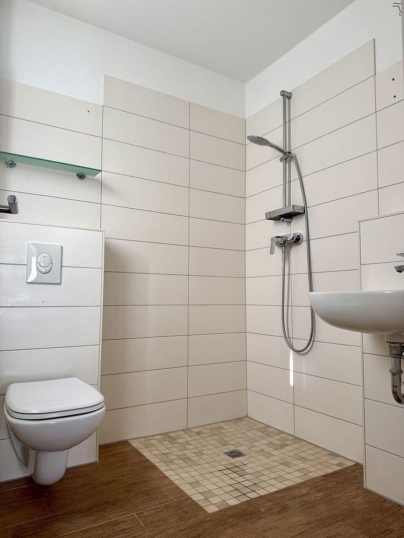 Predaj domu 175 m², pozemek 804 m², Rüdersdorf bei Berlin, Brandenbursko Predaj domu 175 m², pozemek 804 m², Rüdersdorf bei Berlin, Brandenbursko