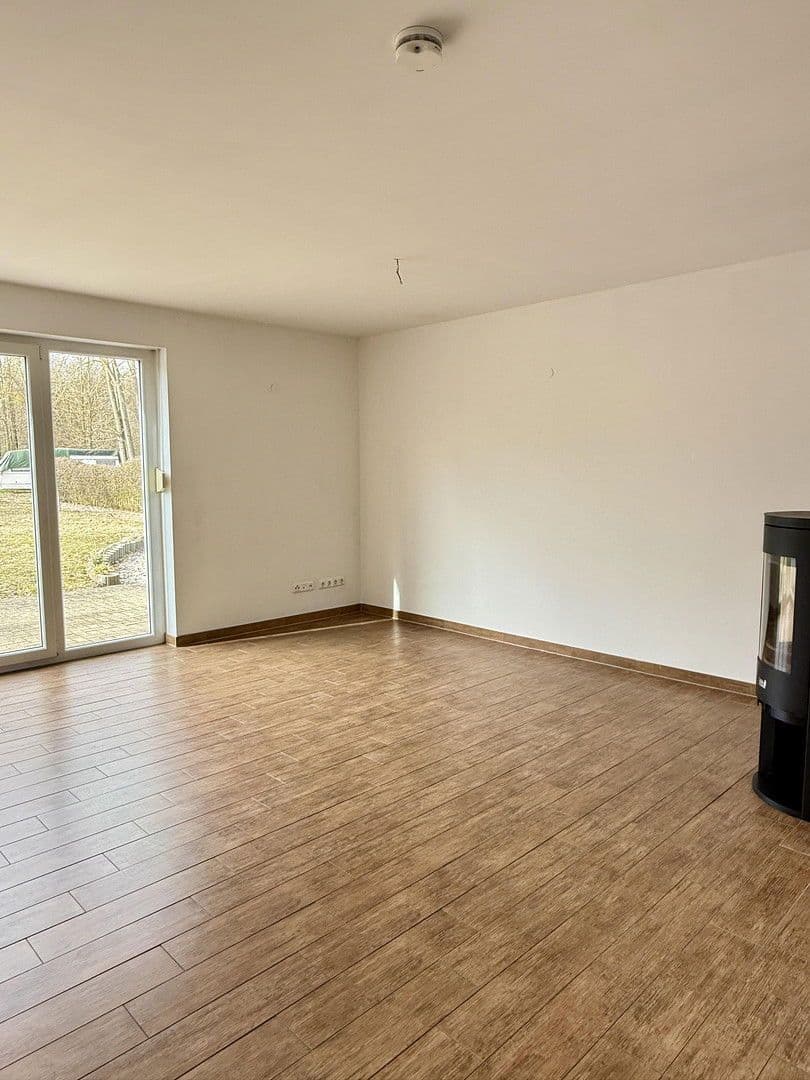 Predaj domu 175 m², pozemek 804 m², Rüdersdorf bei Berlin, Brandenbursko Predaj domu 175 m², pozemek 804 m², Rüdersdorf bei Berlin, Brandenbursko