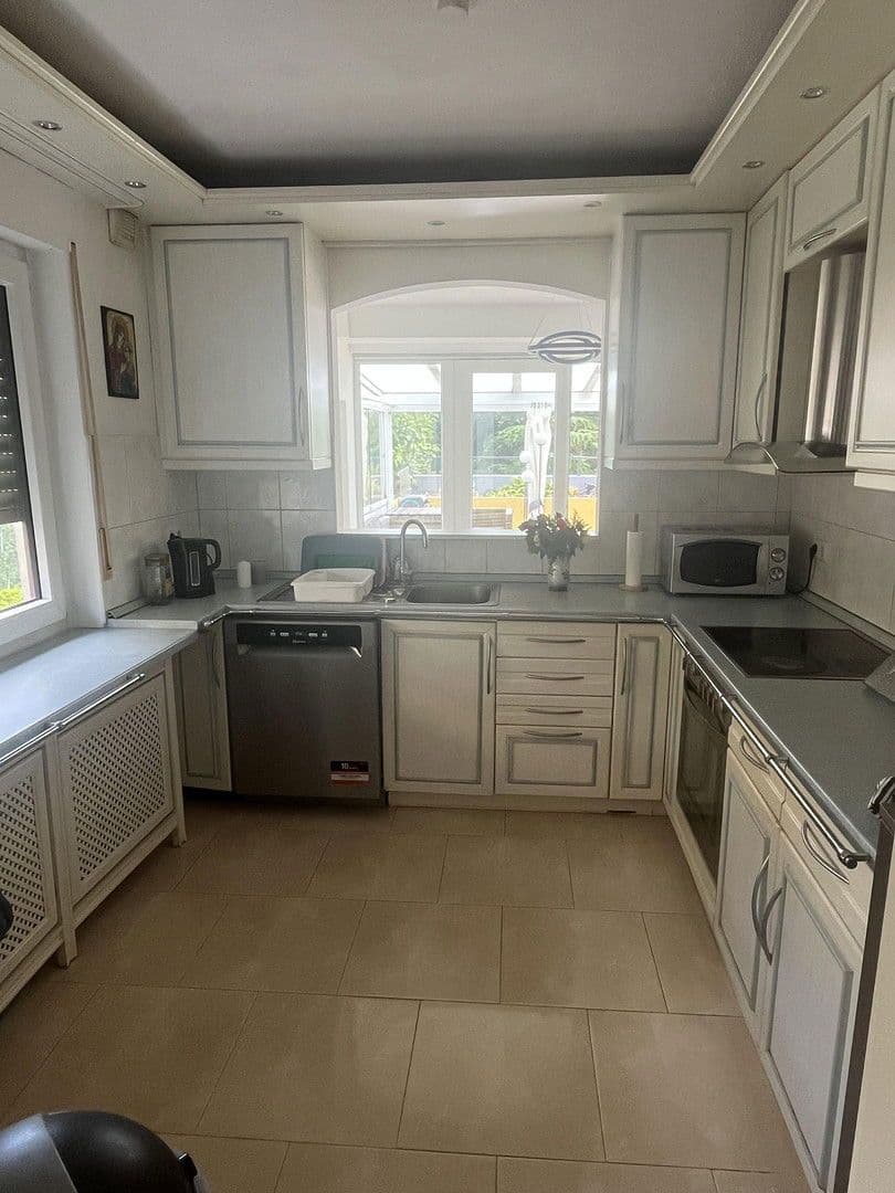 Predaj bytu 4-izbový 135 m², Lahnstein, Porýnie-Falcko Predaj bytu 4-izbový 135 m², Lahnstein, Porýnie-Falcko