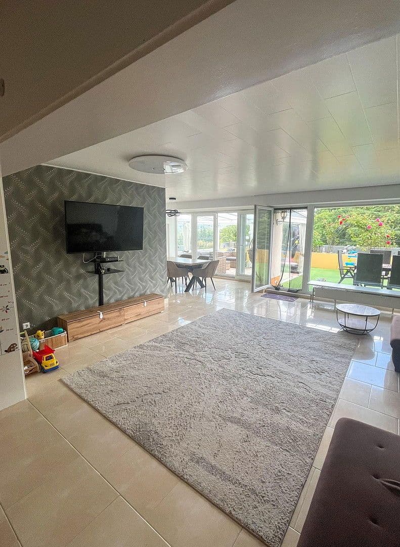 Predaj bytu 4-izbový 135 m², Lahnstein, Porýnie-Falcko Predaj bytu 4-izbový 135 m², Lahnstein, Porýnie-Falcko