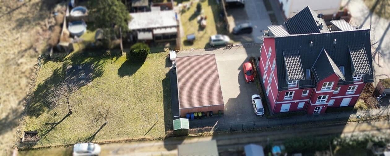 Predaj domu 587 m², pozemek 1.276 m², Ahrensfelde, Brandenbursko Predaj domu 587 m², pozemek 1.276 m², Ahrensfelde, Brandenbursko