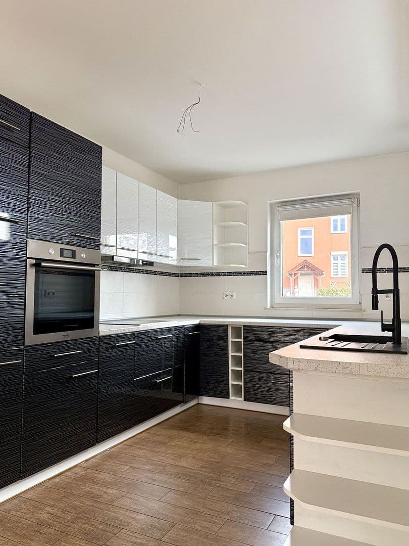 Predaj domu 175 m², pozemek 840 m², Rüdersdorf bei Berlin, Brandenbursko Predaj domu 175 m², pozemek 840 m², Rüdersdorf bei Berlin, Brandenbursko