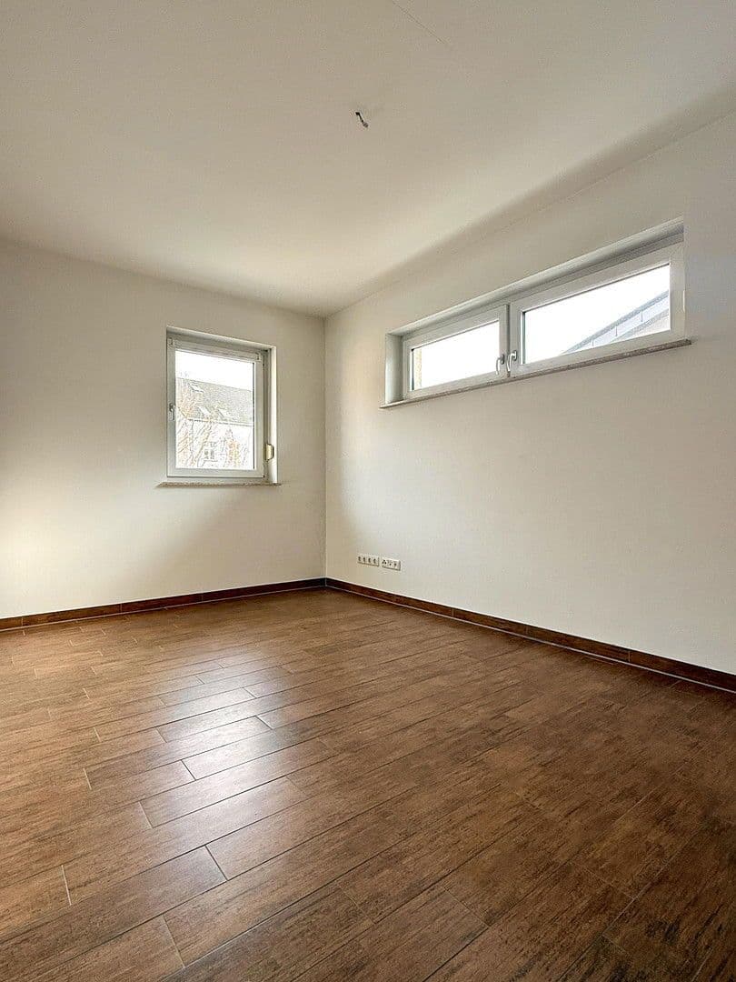 Predaj domu 175 m², pozemek 840 m², Rüdersdorf bei Berlin, Brandenbursko Predaj domu 175 m², pozemek 840 m², Rüdersdorf bei Berlin, Brandenbursko