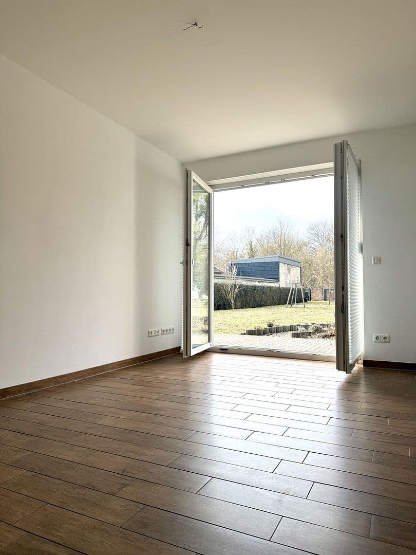 Predaj domu 175 m², pozemek 840 m², Rüdersdorf bei Berlin, Brandenbursko Predaj domu 175 m², pozemek 840 m², Rüdersdorf bei Berlin, Brandenbursko