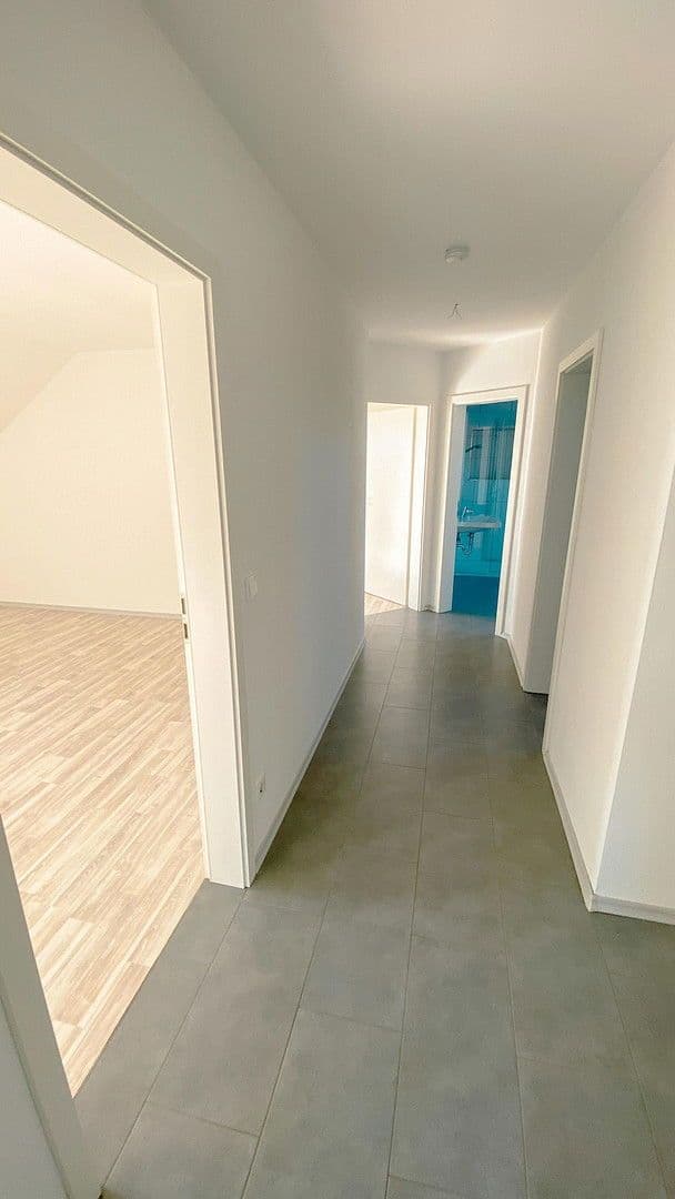 Prenájom bytu 3-izbový 94 m², Passau-Grubweg, Bavorsko Prenájom bytu 3-izbový 94 m², Passau-Grubweg, Bavorsko