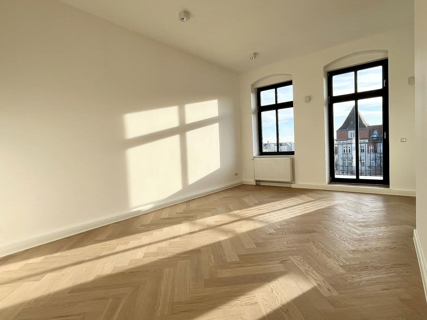 Prenájom bytu 3-izbový 62 m², Schöneberger Str. 9, Berlin, Berlín Prenájom bytu 3-izbový 62 m², Schöneberger Str. 9, Berlin, Berlín