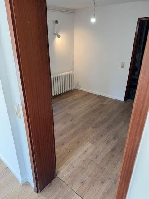Predaj domu 325 m², pozemek 480 m², Dammstrasse 39, Möckern, Sasko-Anhaltsko Predaj domu 325 m², pozemek 480 m², Dammstrasse 39, Möckern, Sasko-Anhaltsko