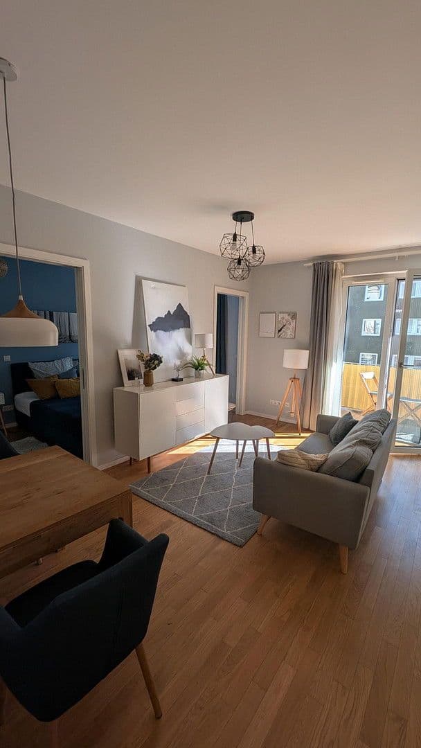 Prenájom bytu 5-izbový 46 m², Freienwalder Str. 35, Berlin, Berlín Prenájom bytu 5-izbový 46 m², Freienwalder Str. 35, Berlin, Berlín