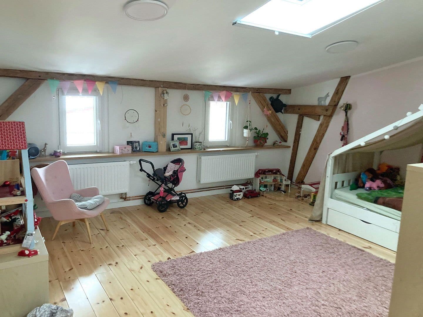 Predaj domu 230 m², pozemek 350 m², Lutherstrasse 3, Schwerin, Meklenbursko-Predpomoransko Predaj domu 230 m², pozemek 350 m², Lutherstrasse 3, Schwerin, Meklenbursko-Predpomoransko